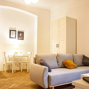 Mieszkanie W Sercu Warszawy Warszawa