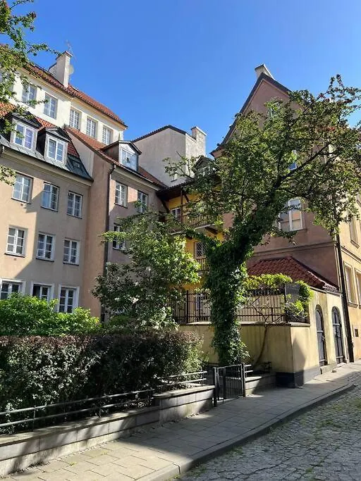Old Town Apartment Warszawa 0*,  Polska